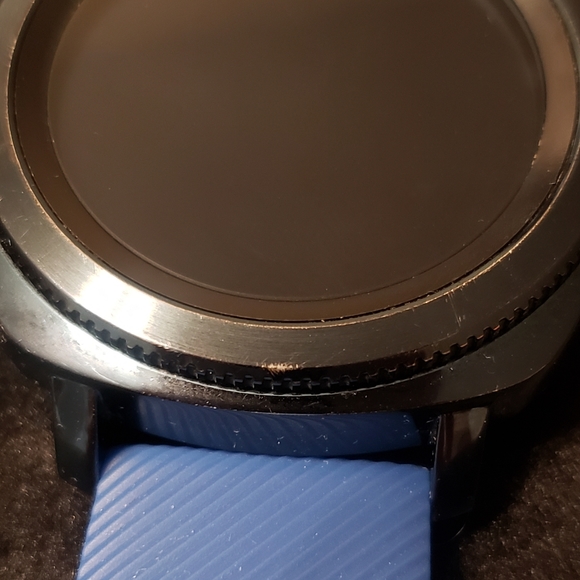 Samsung Gear Sport Smartwatch - Picture 7 of 7